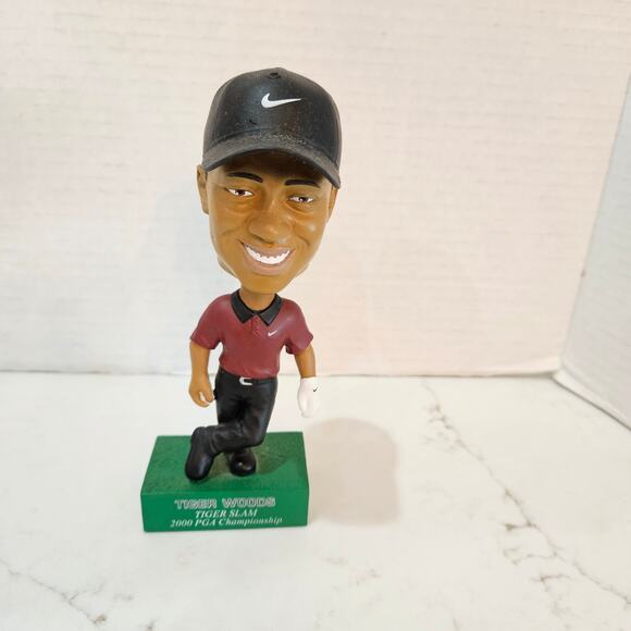 Tiger Woods Bobble Head 2000 PGA Championship - Picture 1 of 8